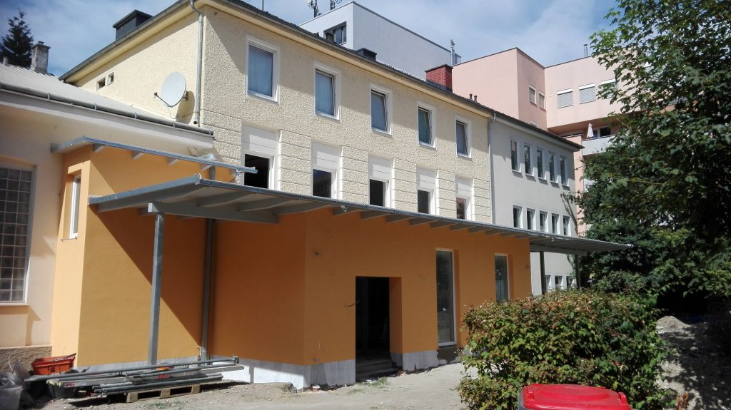 Geschafft! Jetzt wird gefeiert! Geschafft! Jetzt wird gefeiert!